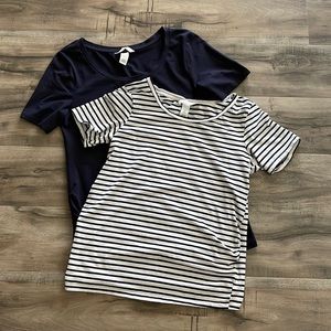 H&M maternity two-pack scoop neck tees size M